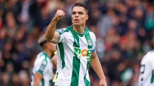 一个更强大 一个更强大